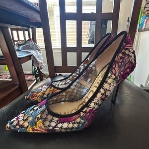 Size 8.5 Sam Edelman embroidered stilettos